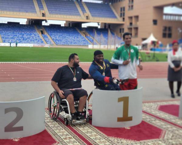 نبيل مقابلة يتوج ببرونزية 5000 متر جري