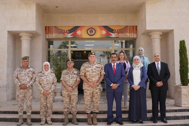 مذكرة تفاهم بين الخدمات الطبية الملكية والمؤسسة العامة للغذاء والدواء_صور