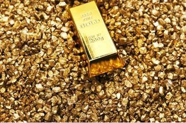 رفع أسعار الفائدة تعصف بالذهب.. وتوقعات بقفزات مفاجئة