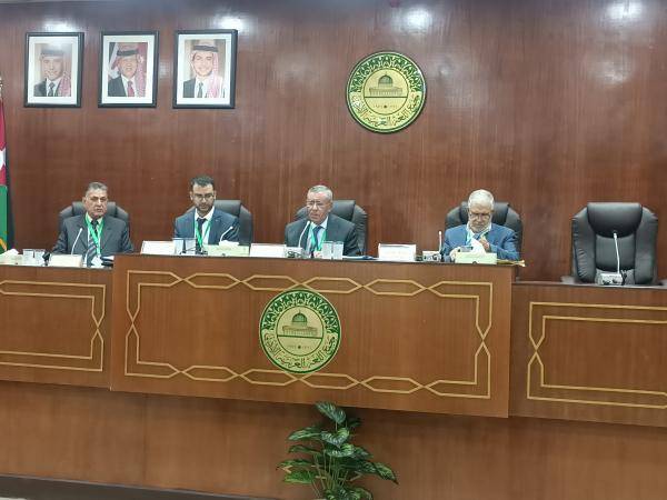 مؤتمر الأجناس الأدبية في النثر العربي القديم يواصل جلساته