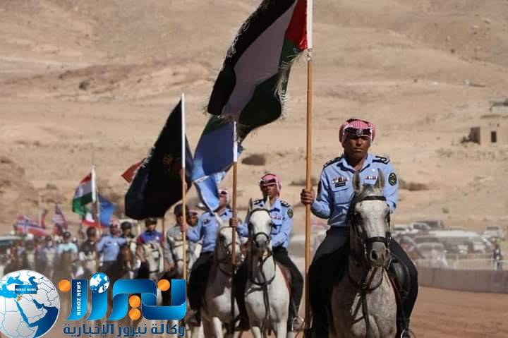 انطلاق فعاليات البطولة النسائية الدولية لالتقاط الأوتاد (الجائزة الكبرى) .