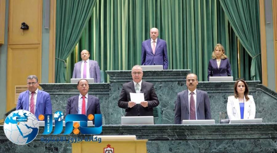 الأعيان يوافق على المجلس الطبي وخدمة الضباط والعلم