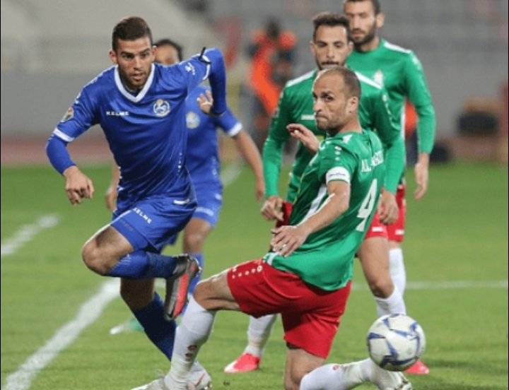 الوحدات يتصدر الدوري مؤقتا