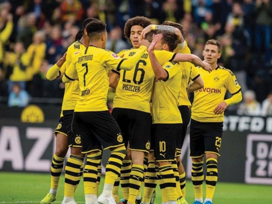 «يويفا» يعلن الأهداف المرشحة لجائزة الأفضل بالجولة الثالثة من دوري الأبطال