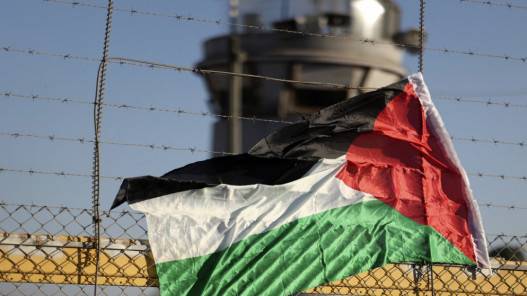 30 معتقلا إداريا فلسطينيا يواصلون إضرابهم المفتوح عن الطعام لليوم الـ14