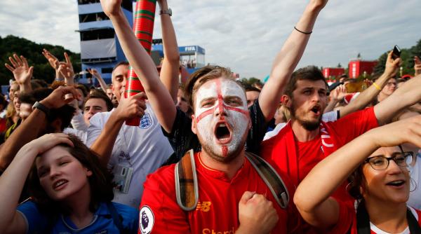 بريطانيا تمنع مثيري الشغب من حضور كأس العالم بقطر