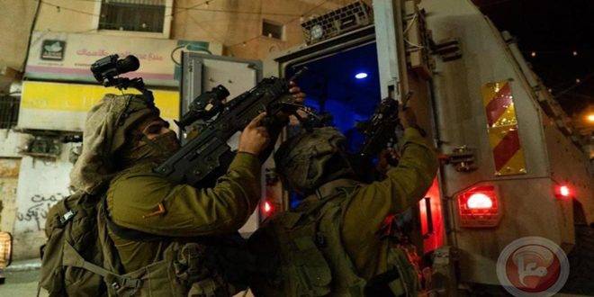 إصابة فلسطينيين اثنين واعتقال آخر في القدس المحتلة