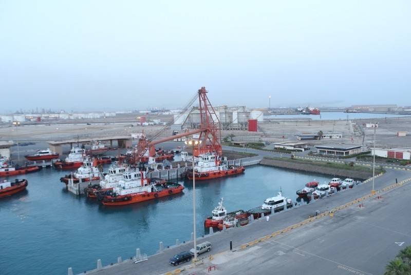 «الالتزام البيئي» في السعودية : نجاح السيطرة على الانسكاب الزيتي بميناء الملك فهد الصناعي في ينبع