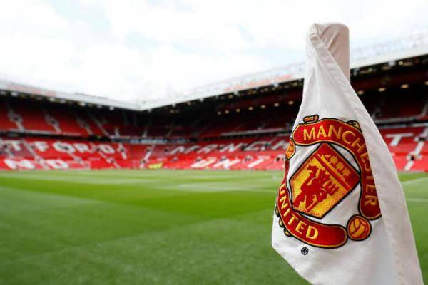 مالكو مانشستر يونايتد يرفضون عرض رجل أعمال بريطاني لشرائه