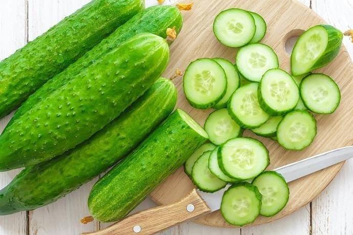 فوائد صحية لتناول الخيار قبل النوم