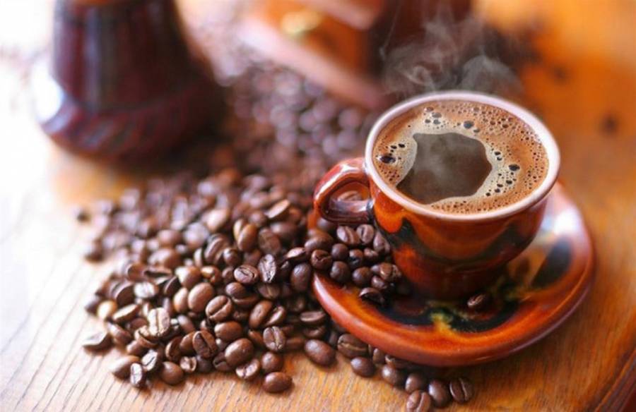 تناول القهوة في هذه الحالة قد يكون خطراً على صحتك