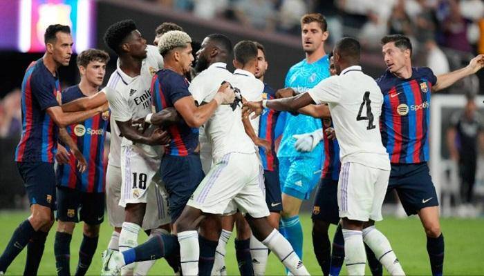 مواعيد مباريات الأحد 16 أكتوبر والقنوات الناقلة.. الكلاسيكو وقمة إنجلترا