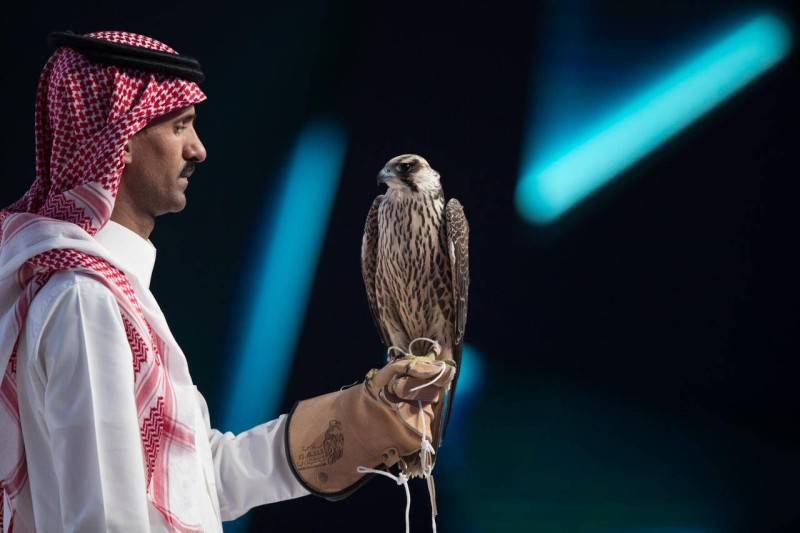 بيع صقرين بـ 130 ألف ريال في الليلة التاسعة لمزاد نادي الصقور السعودي في السعودية
