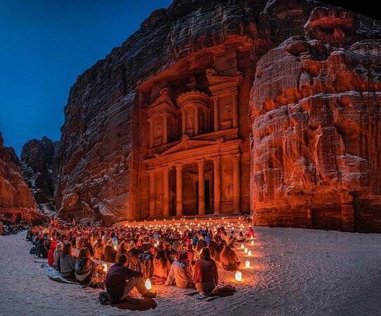 الأعلى منذ بدء كورونا.. 4350 سائحاً دخل البترا الأربعاء