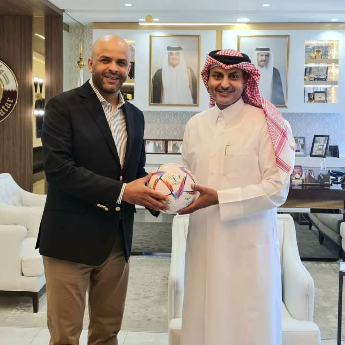 الفنان الأردني سعد ابو تايه يهدي قطر أغنية لكأس العالم (فيديو)