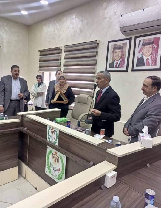 مـحافظـة الـمفرق  » تقيم حفل وداع لزميلتهم ايمان صالح البدارين  بمناسبة التقاعد...صور