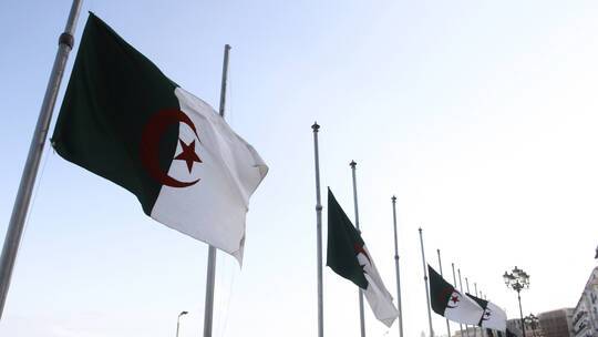 الجزائر.. مصرع 3 أشخاص بعد سقوطهم في بئر