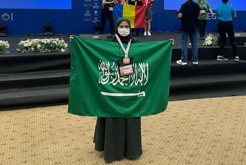 السعودية تحصد 3 جوائز عالمية في أولمبياد المعلوماتية الأوروبي للبنات 2022