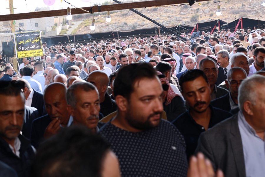 خريسات يقيم مأدبة غداء بمناسبة زفاف ابنه المهندس عماد...صور