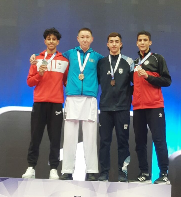 ميدالية فضية لمنتخب الكراتيه في بطولة العالم