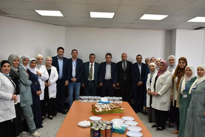 مستشفى الملك المؤسس عبدالله الجامعي يحصل على شهادة اعتماده كمستشفى صديق للطفل