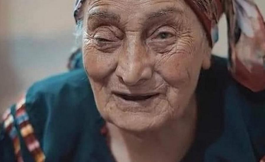 الحاجة الكسواني ..صاحبة أغنية شدو بعضكم تتعرض للاستغلال من أقاربها