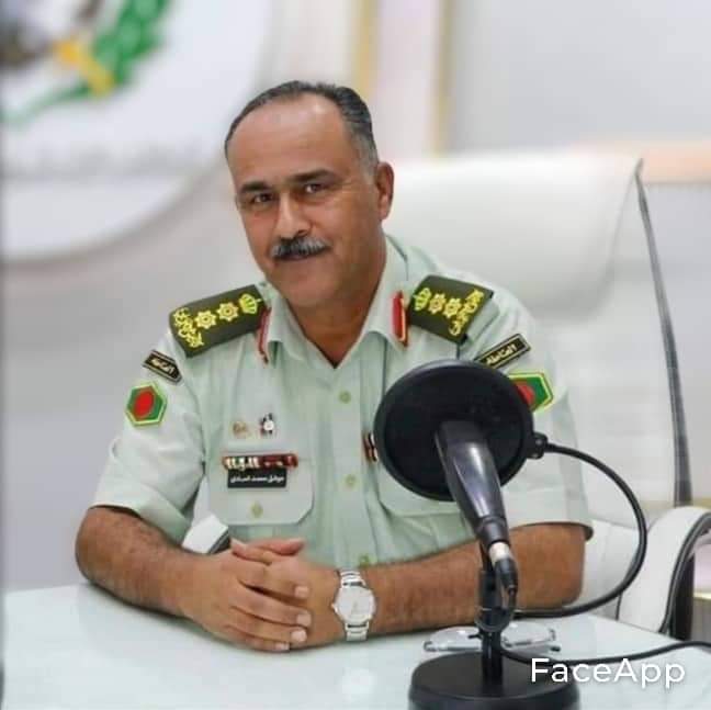 الملازم سامي المناصير يهنئ العميد الركن موفق الغنانيم العبادي بالإرادة الملكية السامية بترفيع لرتبة عميد