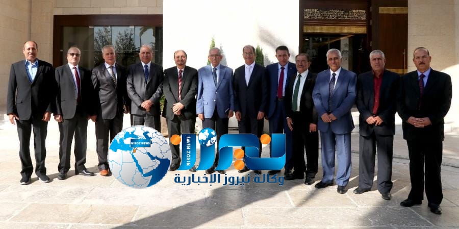 رئيس واعضاء اللجنة الوطنية للعسكريين السابقين يهنئون  العقيد المهندس وائل وهبه بخطوبة نجله