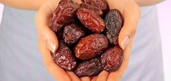 كم سعراً حرارياً في التمر؟
