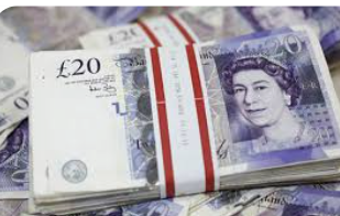 ارتفاع الإسترليني أمام الدولار وتراجعه أمام اليورو