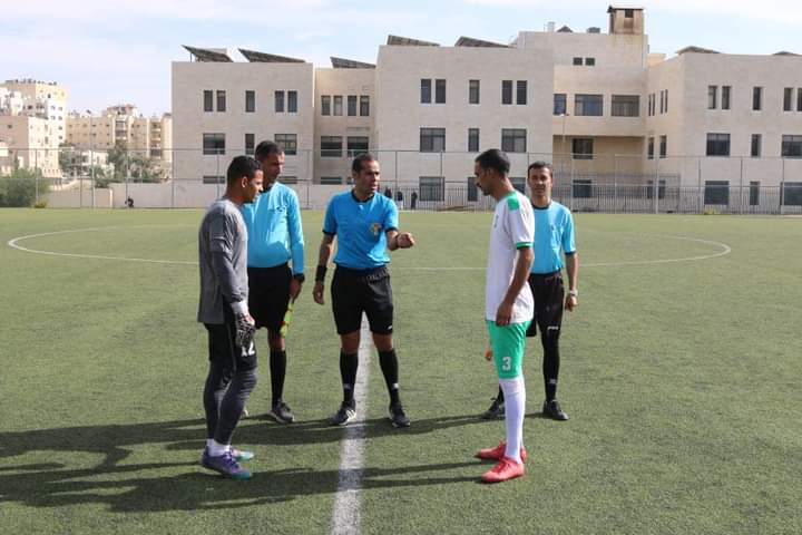 (البادية الملكية) و (امن الملاعب) يتأهلون الى نصف نهائي بطولة الأمن العام السنوية لكرة القدم