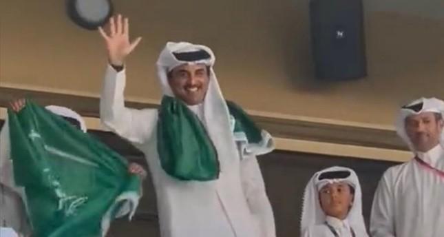 أمير قطر للسعوديين كملوها