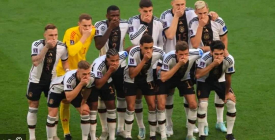 تصرّف غريب مِن لاعبي منتخب ألمانيا