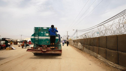 دعم مالي من قطر للاجئين سوريين في الأردن ولبنان