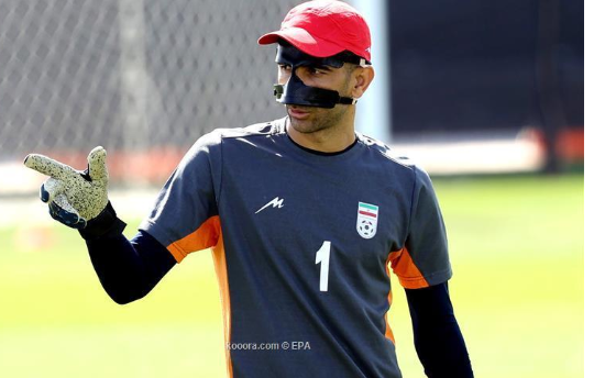 فيفا يطالب بعدم مشاركة حارس إيران أمام ويلز