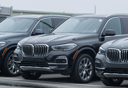 BMW: تصنيع سيارات تدوم لفترة أطول قد يساعد في الحفاظ على البيئة
