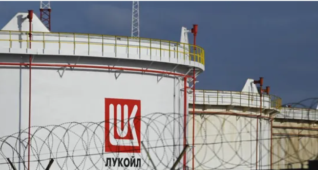 مقترحات سقف سعر النفط الروسي بين حسابات الربح والخسارة