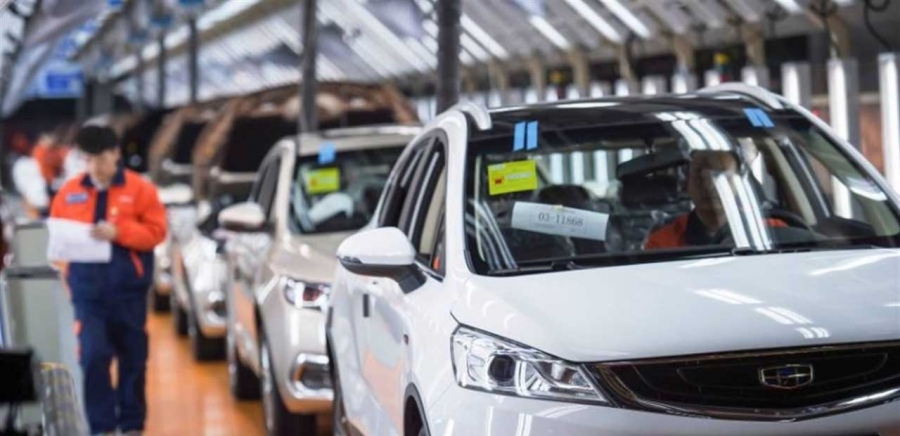 الصين..توقعات بتمديد الإعفاء الضريبي على شراء سيارات البنزين