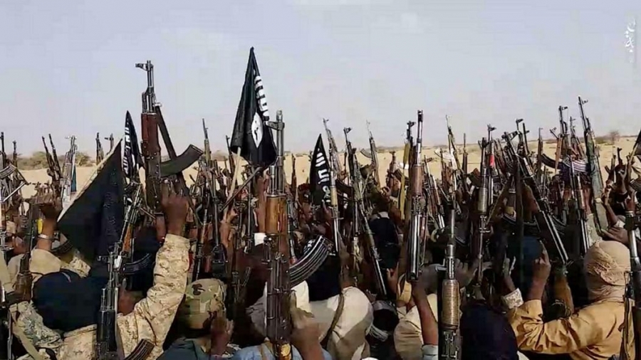 رويترز: القرشي فجر نفسه بعد حصاره بمدينة جاسم السورية