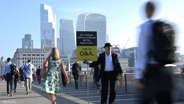 دراسة صادمة.. الأجور الحقيقية تهبط للمرة الأولى هذا القرن