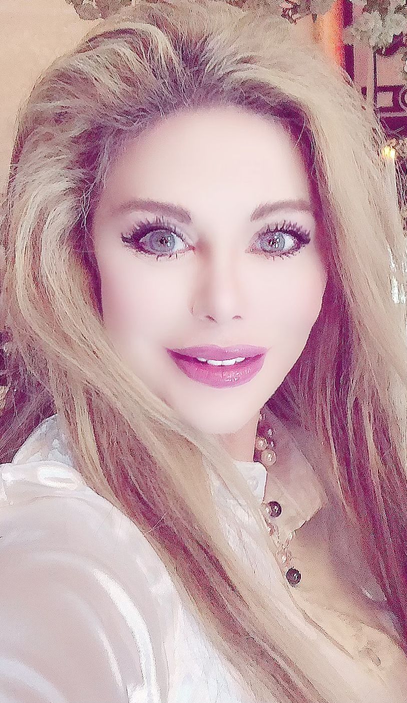 الشاعرة العراقية سارة طالب السهيل تشارك في قصيدة عن الاردن والعاصمة عمان في موسوعة عمان الجزء 11