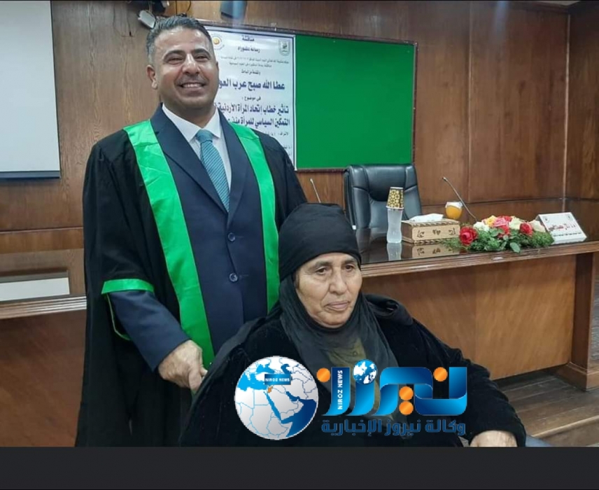 الفريق الطيب يُهنئ عطا الله العون بحصوله على الدكتوراه
