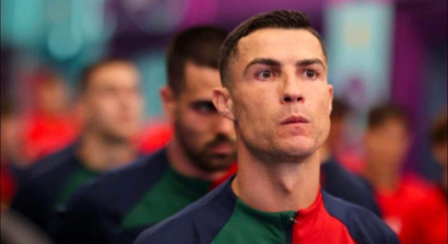 مهاجم الهلال السعودي يفاجئ رونالدو بهذا التصريح