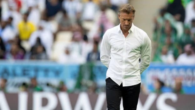 انقلاب نجوم المنتخب السعودي على رينارد.. وطلب عاجل بـالتحقيق معه