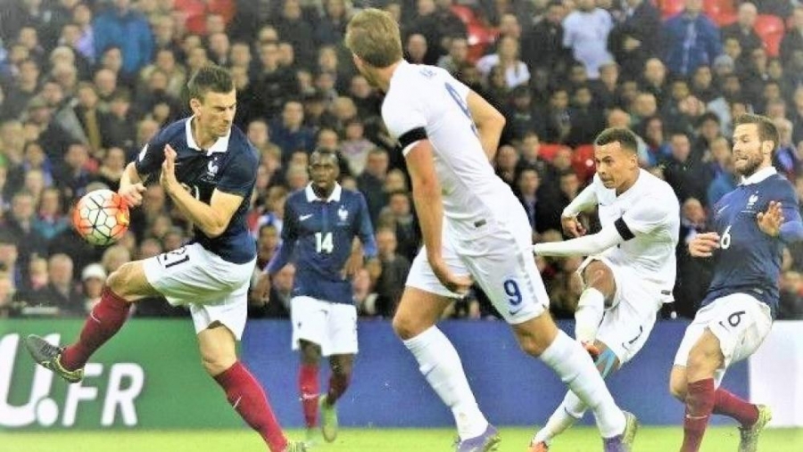 إنجلترا وفرنسا في صدام غير مسبوق في كأس العالم