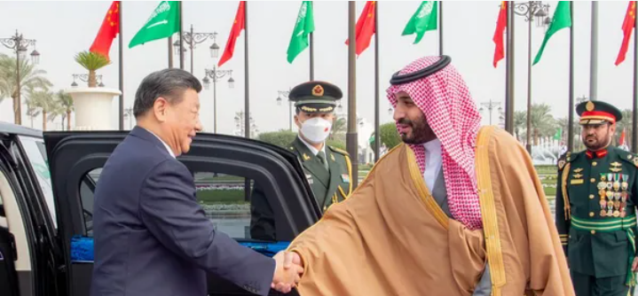 استقبال سعودي حافل لرئيس الصين.. وشي يدشن عهدا جديدا