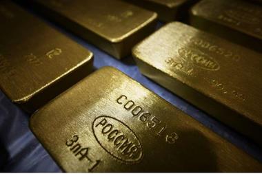 الذهب يرتفع عالمياً وسط آمال بإبطاء وتيرة رفع الفائدة الأمريكية