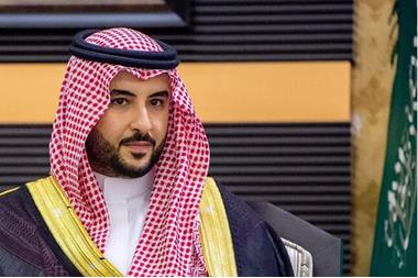 وزير الدفاع السعودي يوقع مع نظيره البريطاني خطة تعاون دفاعي بين البلدين