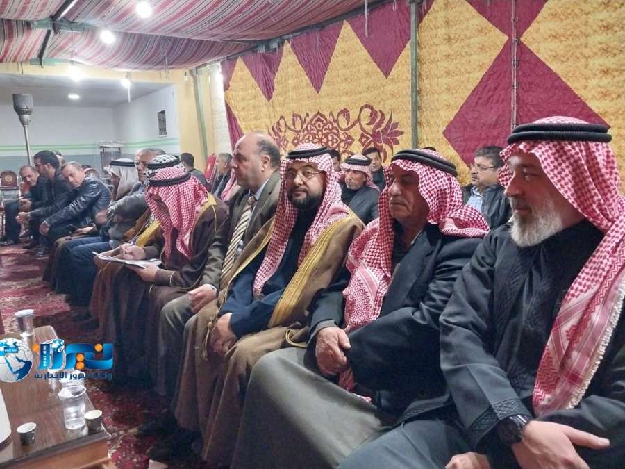 الشيخ بلال ابو عذيه يستقبل جاهة عشائرية من الدوايمه برئاسة النائب فايز بصبوص...صور 