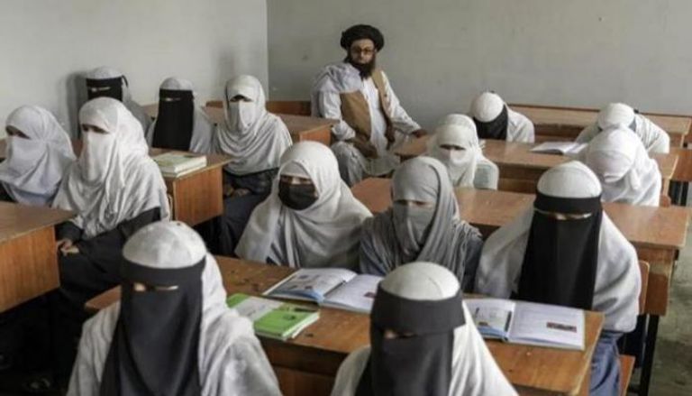 طالبان تحظر التعليم الجامعي للنساء في أفغانستان